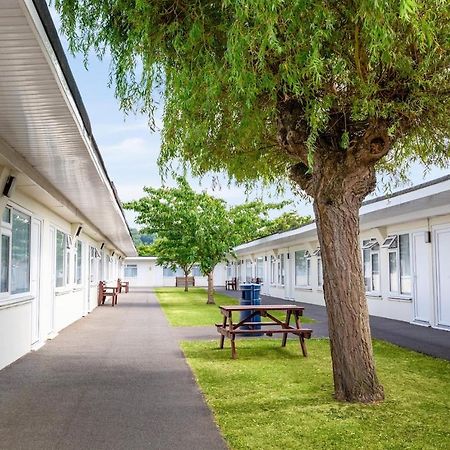 Sand Bay Holiday Village - Adults Only Weston-super-Mare Exterior foto